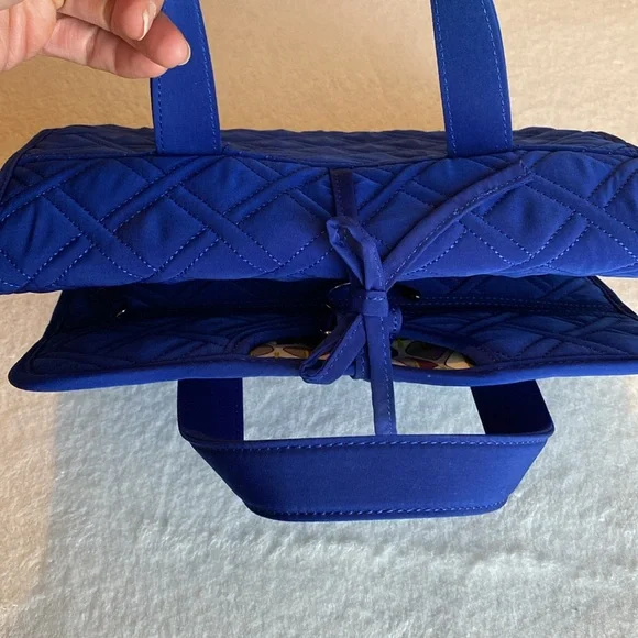 Vera Bradley Hanging Roll Up Travel Organizer. Cosmetic/Bathroom Bag. EUC Royal. - Picture 6 of 13